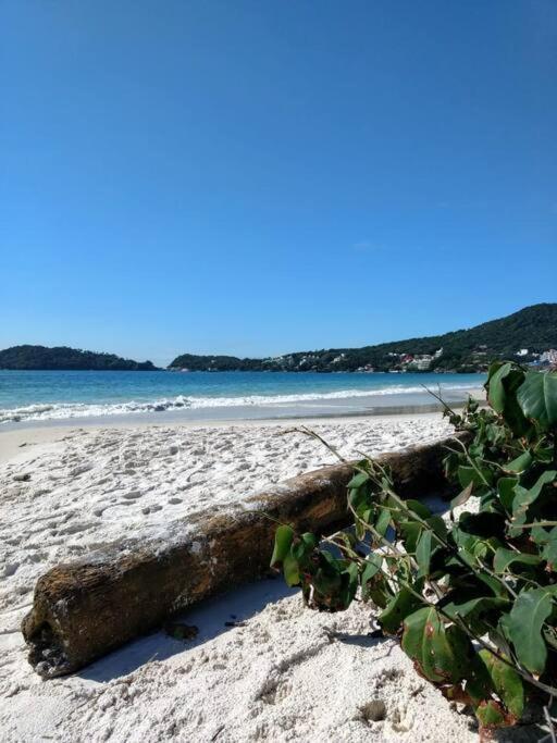 Apto Vista Mar -250Mts Da Praia Bombinhas Ngoại thất bức ảnh